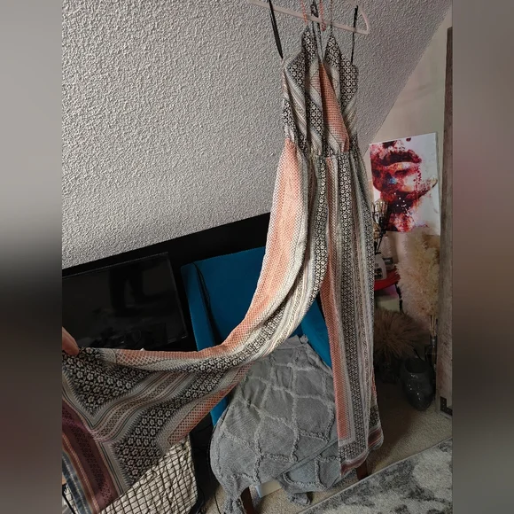 2for30✨ Fire Los Angeles Bogo Halter Wide Leg Jumpsuit With Pockets - Picture 4 of 9